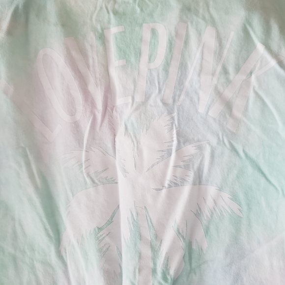 A NWOT PINK Victoria's Secret short sleeve shirt - Picture 4 of 5